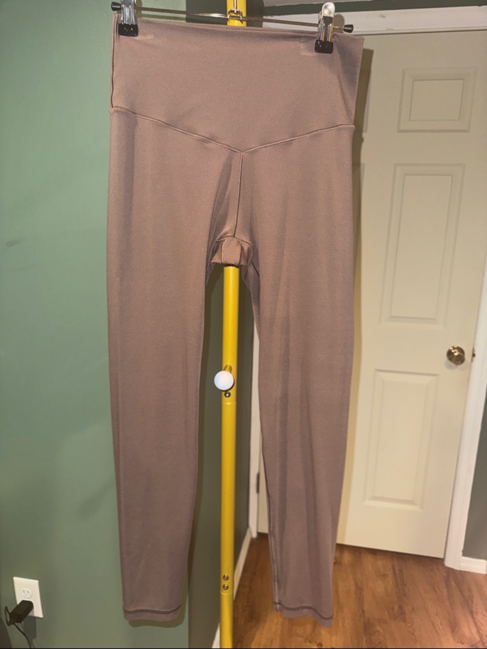 EC Offline by aerie High-Waist brown Leggings